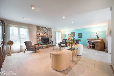 Multi-functional large family room featuring large