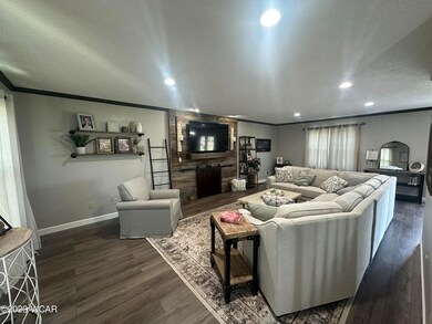 126 Orchard Dr, Lima, OH 45807 - photo 3