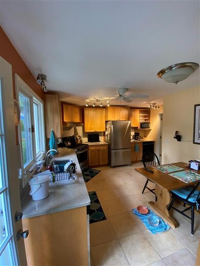 210 Crestview Rd, Manchester, NH 03104 - photo 7