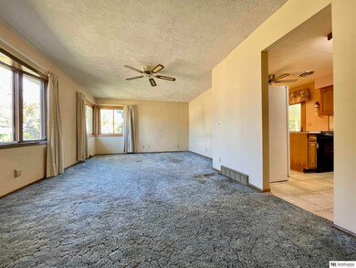 1505 N 105th St, Omaha, NE 68114 - photo 3