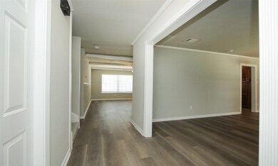 7206 Shady Corners Ln, Houston, TX 77040 - photo 5