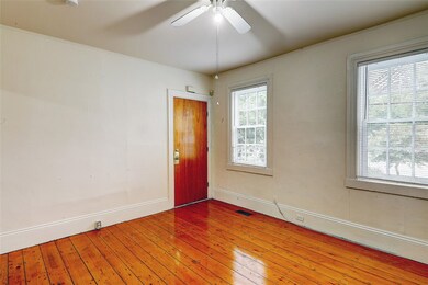 373 Thayer St, Providence, RI 02906 - photo 3