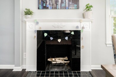 Lovely Working Fireplace