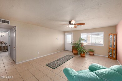 2242 N 60th Ln, Phoenix, AZ 85035 - photo 6