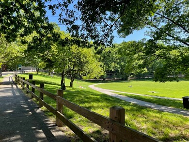 18 Dean Rd unit 3, Brookline, MA 02445 - photo 3