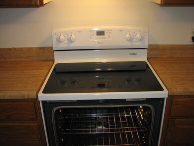 7116 Antioch Rd unit D, Middle Grove, NY 12850 - photo 4