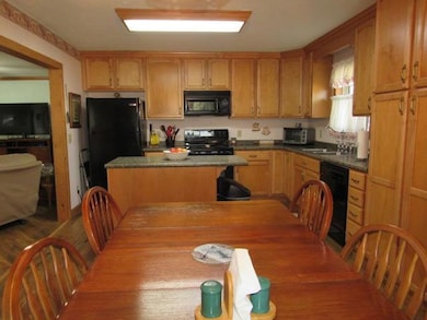 1211 Valley Rd, Crestview, FL 32539 - photo 3