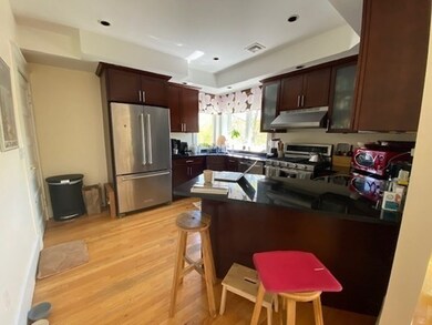 276 Tappan St unit 2, Brookline, MA 02445 - photo 3
