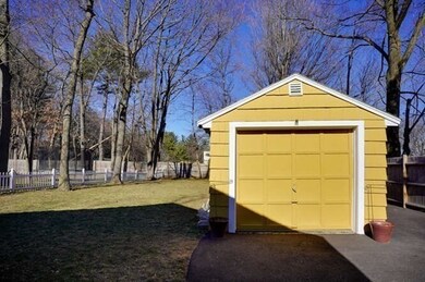 7 Lake Shore Rd, Natick, MA 01760 - photo 2