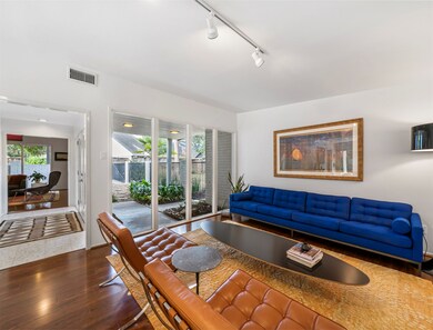 12431 Woodthorpe Ln, Houston, TX 77024 - photo 5