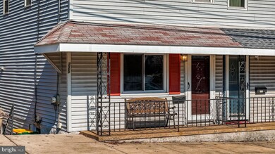 225 New St, Spring City, PA 19475 - photo 3