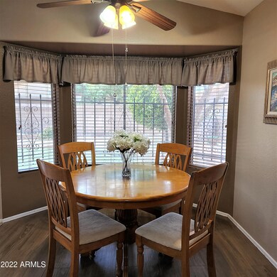 Breakfast Nook 532