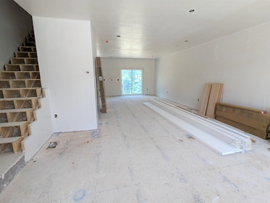 159 Elm St unit 1, Milford, NH 03055 - photo 4