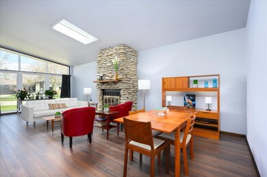 150 S Fairlane Ave, Elmhurst, IL 60126 - photo 6