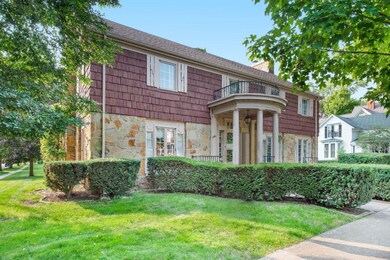 301 N Division St, Marshall, MI 49068 - photo 3