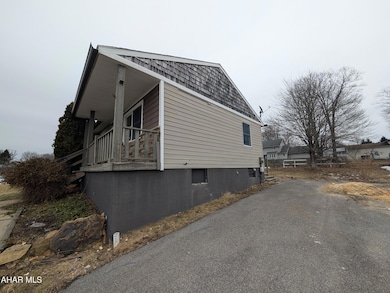 315 Red Oak Ln, Cresson, PA 16630 - photo 3