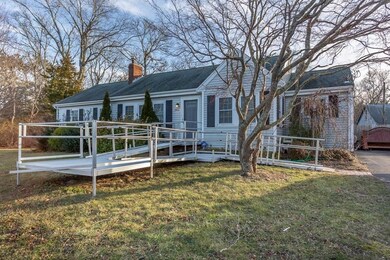 562 Main St, Wareham, MA 02571 - photo 2