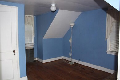 422 N Greenbush Rd, Rensselaer, NY 12144 - photo 4