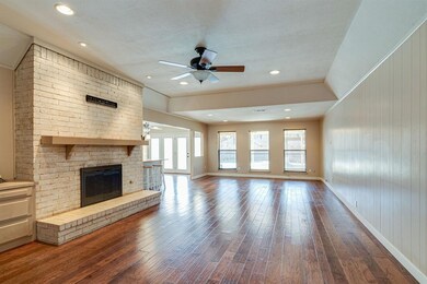 121 Shady Lake Ct, Hurst, TX 76054 - photo 7