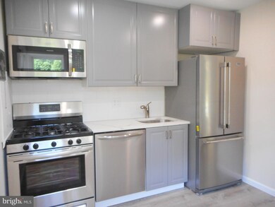 21 Glen Clair Dr, Ewing, NJ 08618 - photo 2