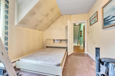 Bedroom_3_2
