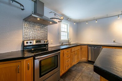 52 High Street, Thomaston