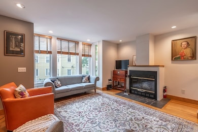 54 Trowbridge St unit G, Cambridge, MA 02138 - photo 5