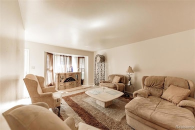 25030 Thorndyke St, Southfield, MI 48033 - photo 5