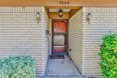 7604 Lola Dr, North Richland Hills, TX 76180 - photo 4