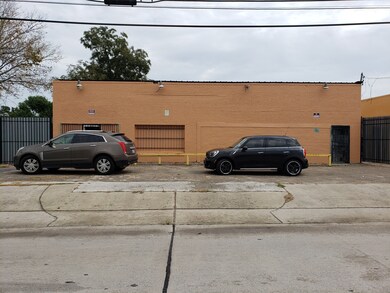 7516 Fulton St, Houston, TX 77022 - photo 2