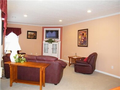 4251 Revere Dr unit 11, Plainfield, IN 46168 - photo 2