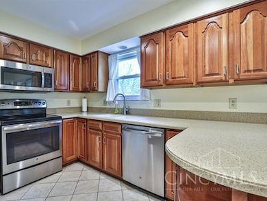 10623 Convo Ct, Montgomery, OH 45242 - photo 6