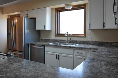 320 E Dowling Rd unit 6, Anchorage, AK 99518 - photo 7