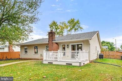 8945 Sweetbriar St, Manassas, VA 20110 - photo 4