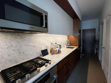 75 Park Ln S unit 420, Jersey City, NJ 07310 - photo 4