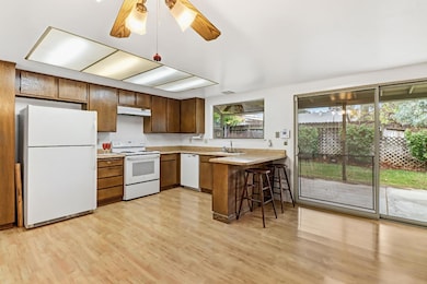 6120 Glenhurst Way, Citrus Heights, CA 95621 - photo 7