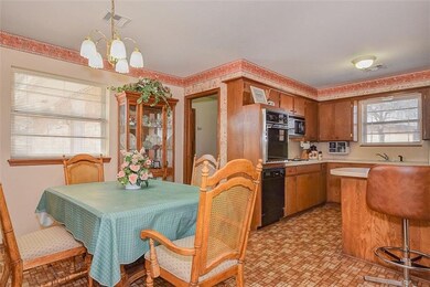 4916 Eastman Dr, Oklahoma City, OK 73122 - photo 7