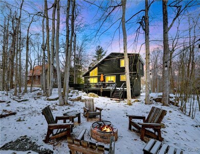 1379 Winding Way Dusk - Rear View!