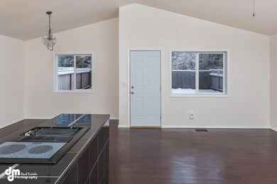 7712 Chaimi Loop Anchorage AK-large-002-