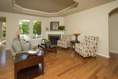 Grand Colony Living Room