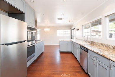 1911 Pine Crest Dr, Corona, CA 92882 - photo 7