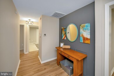 203 Edgehill Dr, Locust Grove, VA 22508 - photo 4