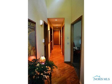 4336 W Laskey Rd, Toledo, OH 43623 - photo 2