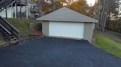 716 Rockbridge St, Bluefield, WV 24701 - photo 6