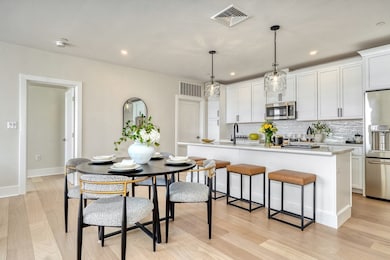 62 Foundry St unit 208, Wakefield, MA 01880 - photo 2