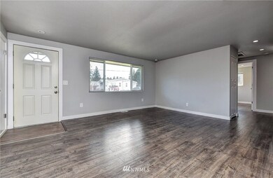 128 107th St SE, Everett, WA 98208 - photo 2
