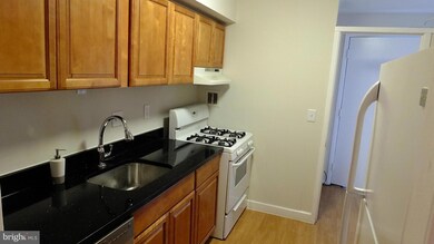 7549 Spring Lake Dr unit D-1, Bethesda, MD 20817 - photo 5