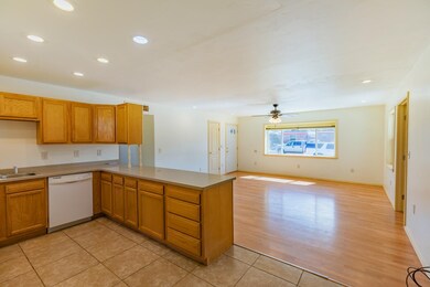 601 Mars Ave, Alamogordo, NM 88310 - photo 7