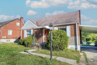 1478 Foxwood Dr, Cincinnati, OH 45231 - photo 2