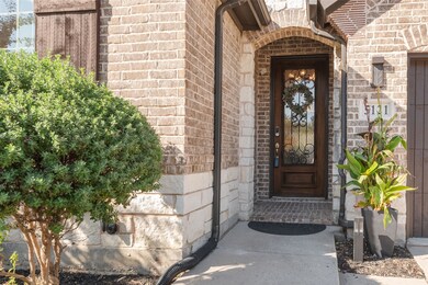 5121 Shallow Pond Dr, Aubrey, TX 76227 - photo 4